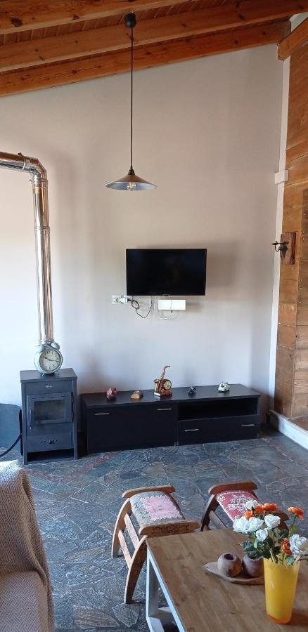 ארטמידה Alternative Country House 10 Minutes From Athens Airport מראה חיצוני תמונה