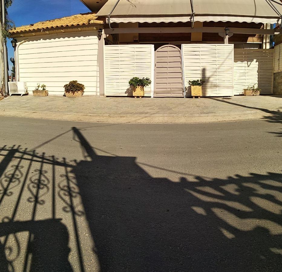 ארטמידה Alternative Country House 10 Minutes From Athens Airport מראה חיצוני תמונה